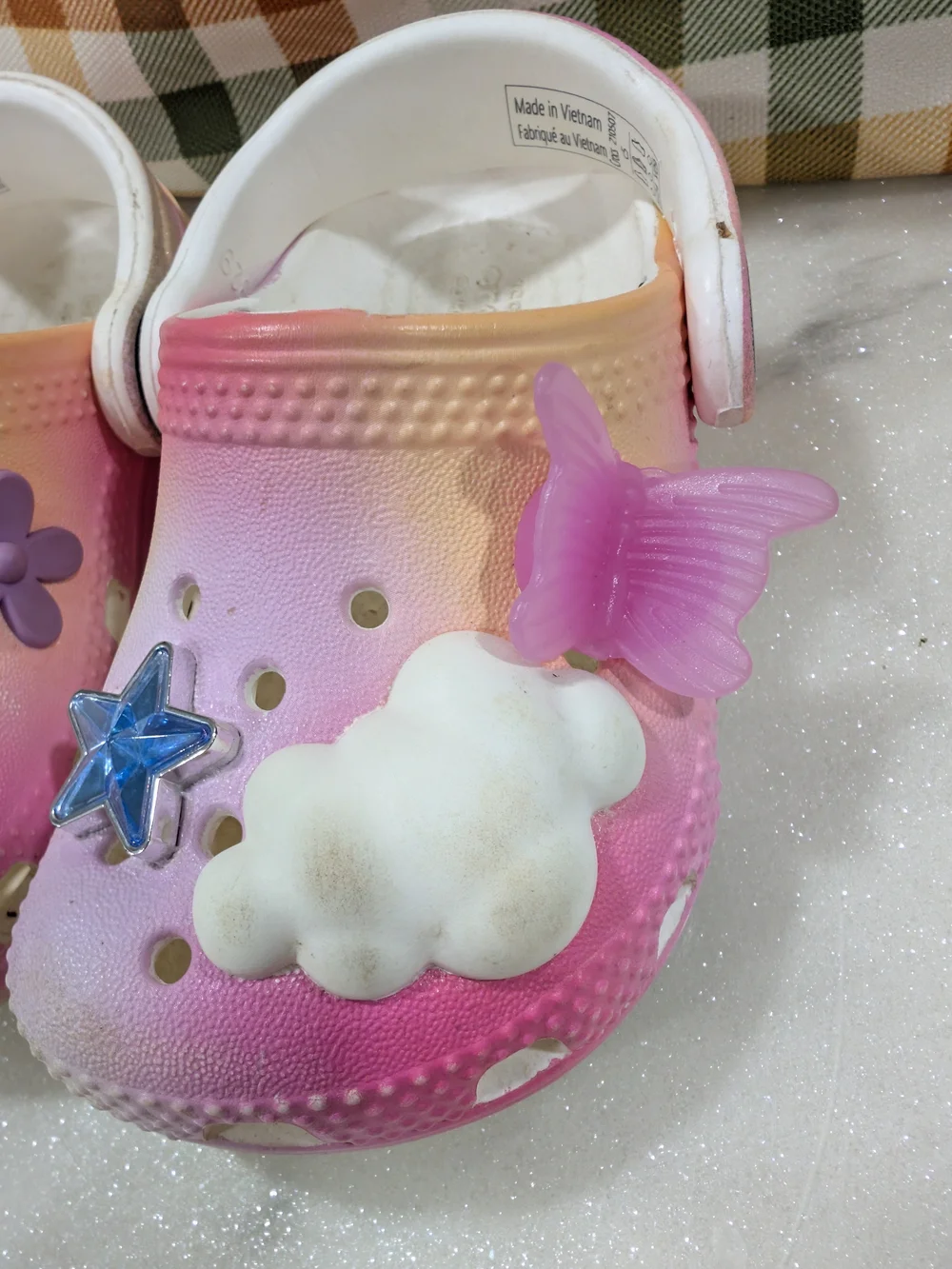 CROCS Kids Pink Gradient Clogs with Rainbow & Cloud Charms